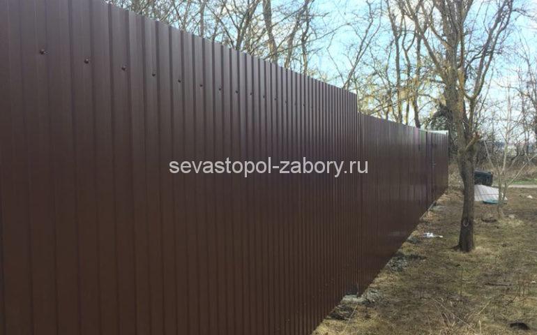 забор из профлиста в Севастополе
